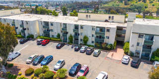 Perfectly located 2 bed, 2 bath condo in San Diego's Bay Ho area Gallery 3