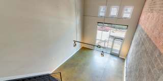 Cool and modern urban loft in Uptown Charlotte! Gallery 36