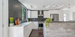 Modern and Spacious 4 Bed + 2.5 Bath Home Gallery 14
