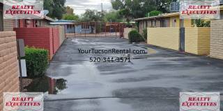 April Move in Special - Country Club & Fort Lowell area - 2 Beds 1 bath with AC Gallery 5