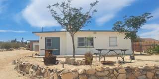 Eclectic 2 Bedroom 1 Bathroom Home Gallery 1