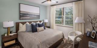 Holly Grove Gallery 16