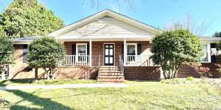 Spacious 3 Bedroom Home Convenient to New Garden Gallery 1