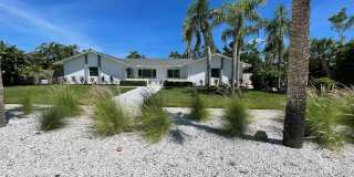 Luxury Annual Rental with Resort-Style Pool on Longboat Key Gallery 1