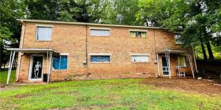 702 Miller Street Gallery 1