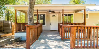 Stunning Renovation - New Hardwood flooring, tile in Kitchen. Granite countertops, breakfast bar Gallery 6