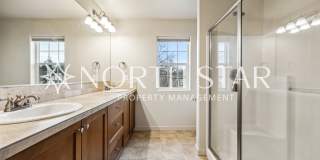 Vaulted Ceilings, Modern Finishes & Easy Living Gallery 22