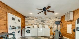 River Oaks Gallery 10