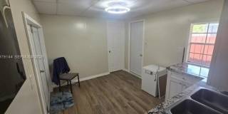 13902 SW 111th Pl Gallery 1