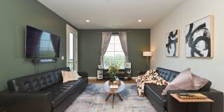 **THIS IS THE ONE IN EAST NASHVILLE** Gallery 12