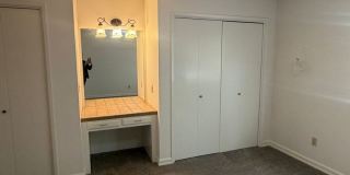 Charming 3 bedroom 2 bathroom home located in Hanford Gallery 14