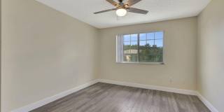 600 N Crestwood Ct N Gallery 19