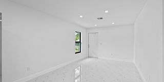 616 S Pine Street Gallery 1