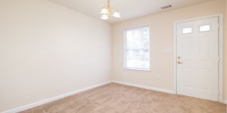 Ashley Midtown Gallery 17