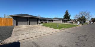Large Updated 2 Bedroom with New Appliances! Gallery 1