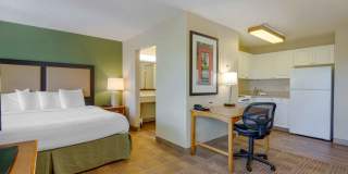 Detroit - Novi - Orchard Hill Place Gallery 4