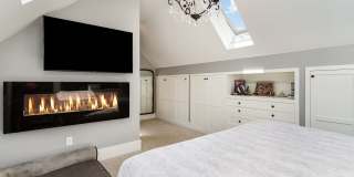 Charming North Admiral Craftsman w/ Modern Updates! Gallery 13