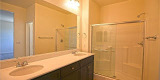 710 Banyan Way Gallery 8