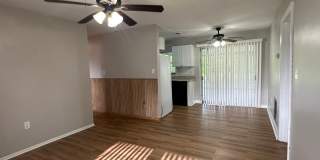 Updated 3 bedroom w/ Large Yard Gallery 5