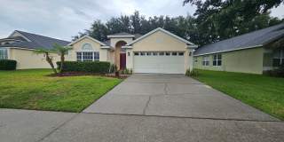 Spacious 3-bed, 2-bath Home Designed for Comfortable everyday living in Clermont, FL Gallery 1