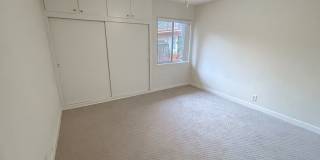 4500 East 7th Street Gallery 12