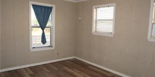 311 W 8th Street Gallery 9