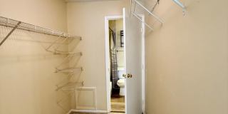 Belleair Village Condo 1/1 Open floor plan Gallery 20