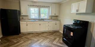 MOVE-IN READY! Gallery 5