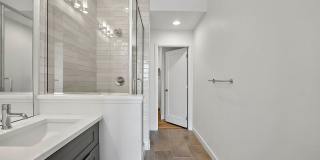 Beautiful End Unit at Overlook Station Gallery 49