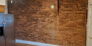 Charming Historic townhouse in downtown Frederick available mid June! Gallery 21