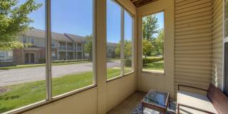 Linden Square Gallery 48