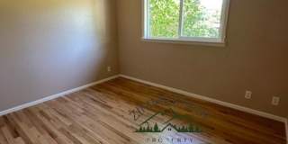 Beautiful 3 Bedroom 1 Bathroom Home! Gallery 11