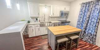 2-Bedroom, 2-Bathroom Condo at District-12!! Gallery 7