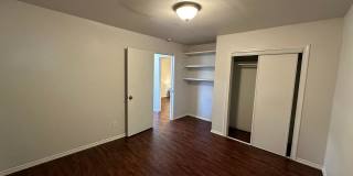 2-BEDROOM *ALL UTILITIES INCLUDED* Gallery 16