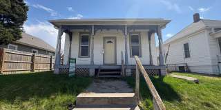 Charming & Spacious 2-Bedroom Home with Private Backyard and Garage Parking Gallery 4