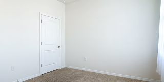 Beautiful Oak Leaf Preserve 3 Bedroom 2 Bathroom Smart Home Gallery 37