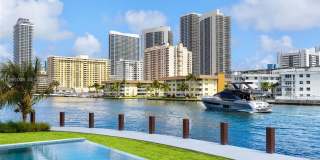 503 Palm Dr Gallery 8