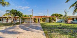 917 Northeast 164th Street Gallery 1