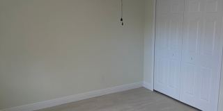 Brand NEW - never used appliances - 3 bedroom 2 bath with patio , 1 car garage - Gallery 7