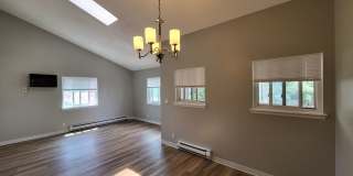 Bright, Spacious & Beautifully Updated—Available August 10th!! Gallery 1