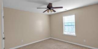 Large fenced yard corner lot - 4 Bedroom home in Moss Grove Plantation Gallery 25