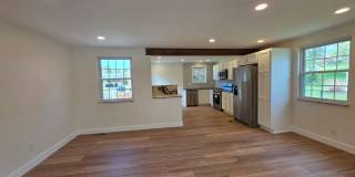 Fully Updated 3-bedroom, 2-bathroom house for rent in North Allegheny School District! Gallery 6