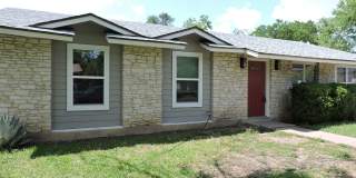 CHARMING HOME WITH LOTS OF CHARACTER CHARMING HOME WITH LOTS OF CHARACTER Gallery 1