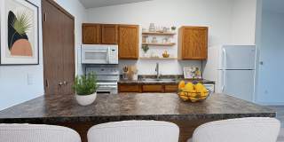 Sun Prairie/Vista Court Gallery 2