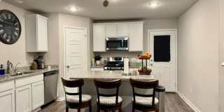 Like-New 4 Bedroom Home in Growing Community – Move-In Ready! Gallery 7