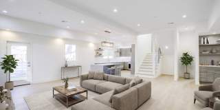 5639 Riverton Ave Gallery 3