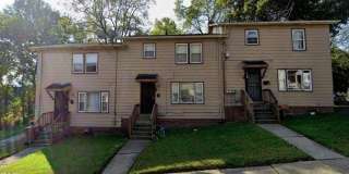 21 Zents Avenue Gallery 1