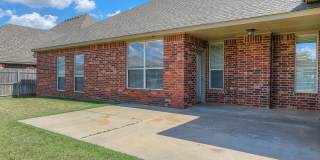 Lone Oak Ridge + Gated Community + 4 beds/2.5 Baths + Storm Shelter + Deer Creek Schools Gallery 34