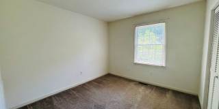 3 Bedroom 2.5 Bath Townhouse Gallery 16