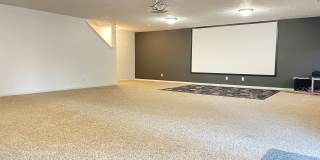 Move-in special offer!!! Spacious home in super nice neighborhood in Northwest Omaha in Elkhorn School District for under $3,000 Gallery 27